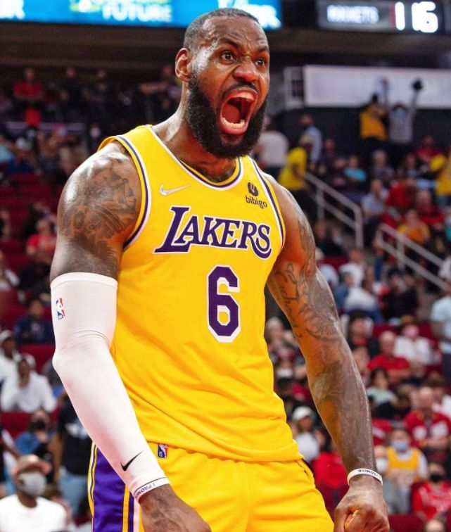 海星TV-关于蒂姆回归赛场，大胜首场状态亮眼，湖人观众沸腾！的信息