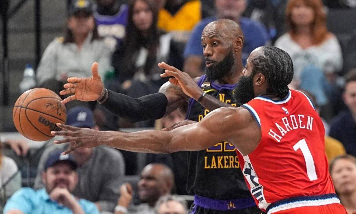 海星TV-包含詹姆斯赛事官方发布突破纪录新规，快船争议不断！的词条